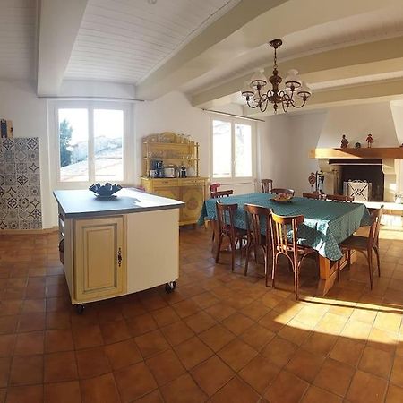 Mon Ventoux Villa Modene Eksteriør billede