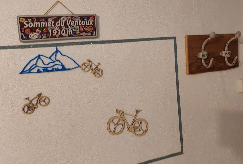 Mon Ventoux Villa Modene Eksteriør billede